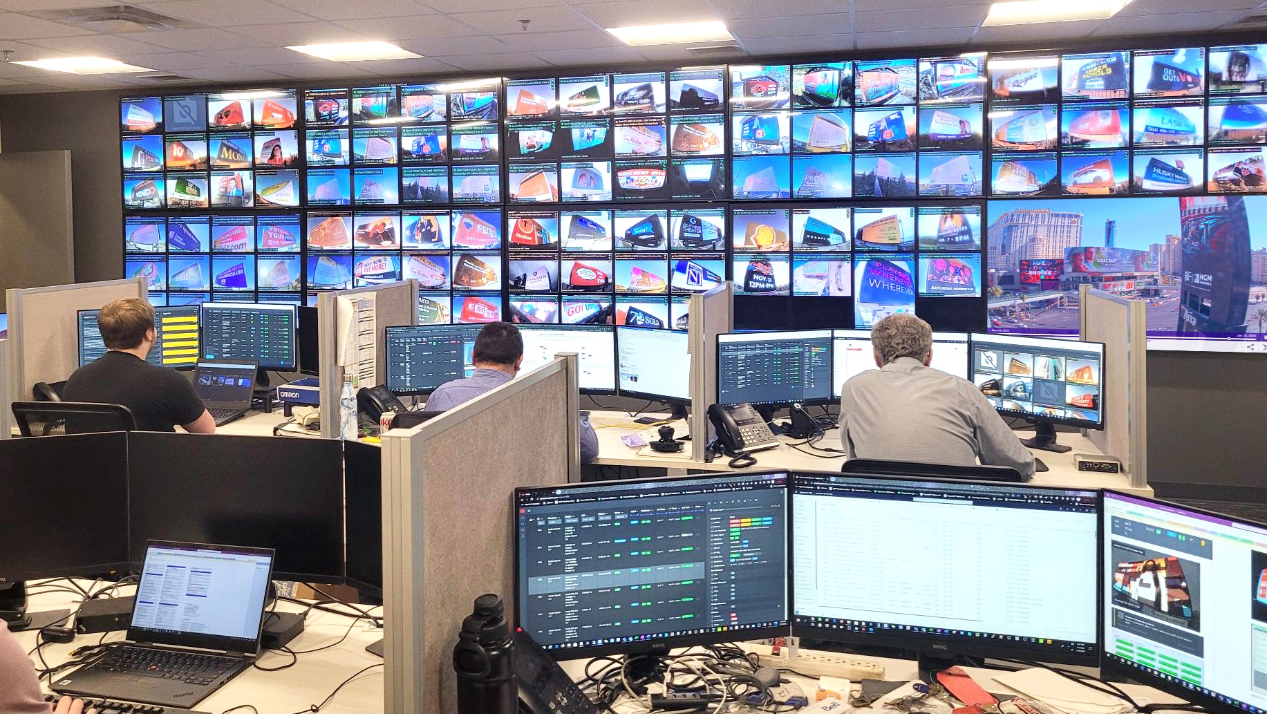 November 2022 - Full office 3 1